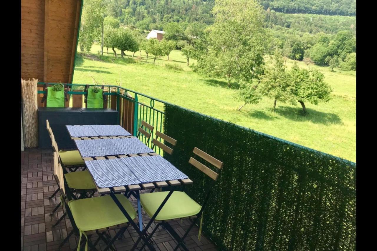 The Green Fee Close To The Golf Course And 5 Minutes From The Lake Giez Luaran gambar