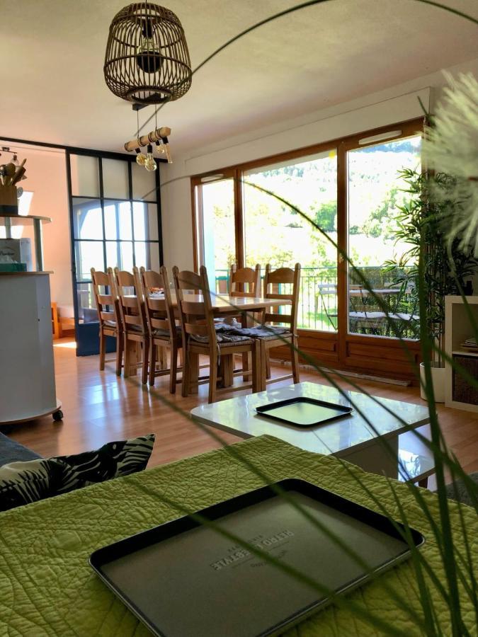 The Green Fee Close To The Golf Course And 5 Minutes From The Lake Giez Luaran gambar