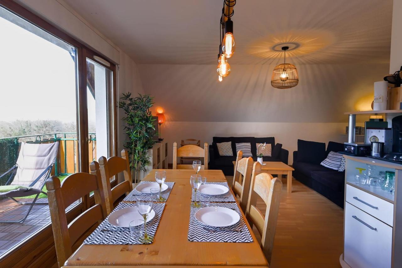 The Green Fee Close To The Golf Course And 5 Minutes From The Lake Giez Luaran gambar