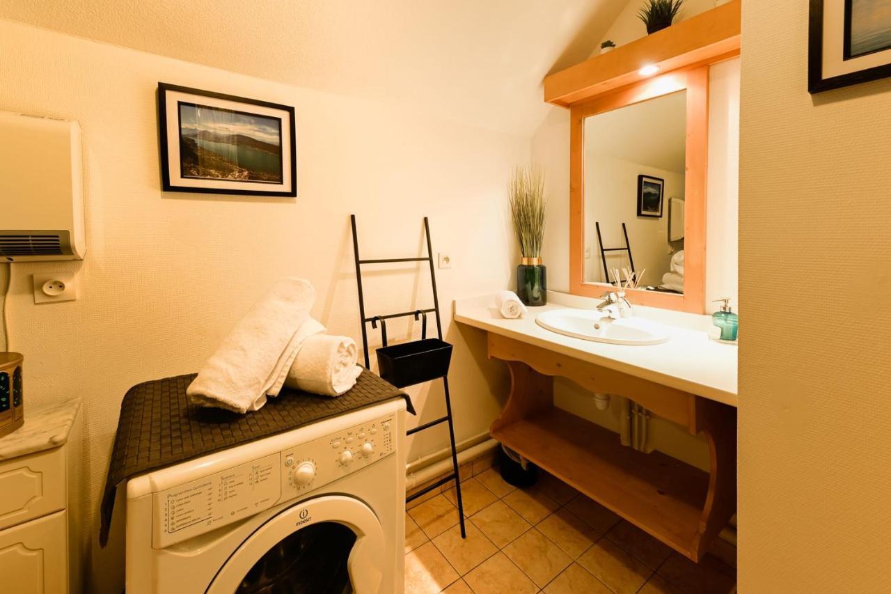 The Green Fee Close To The Golf Course And 5 Minutes From The Lake Giez Luaran gambar